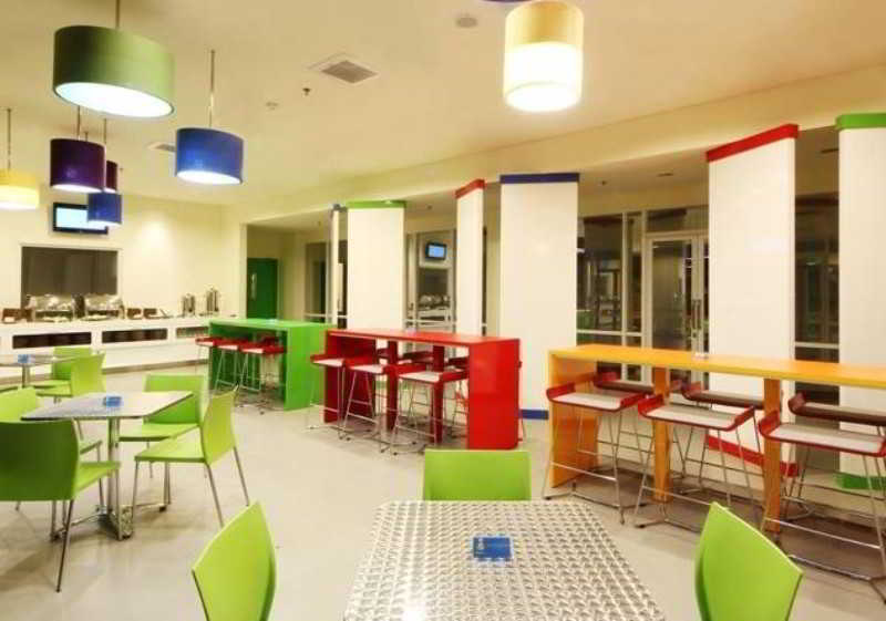 Pop! Hotel Sangaji Джокьякарта Экстерьер фото
