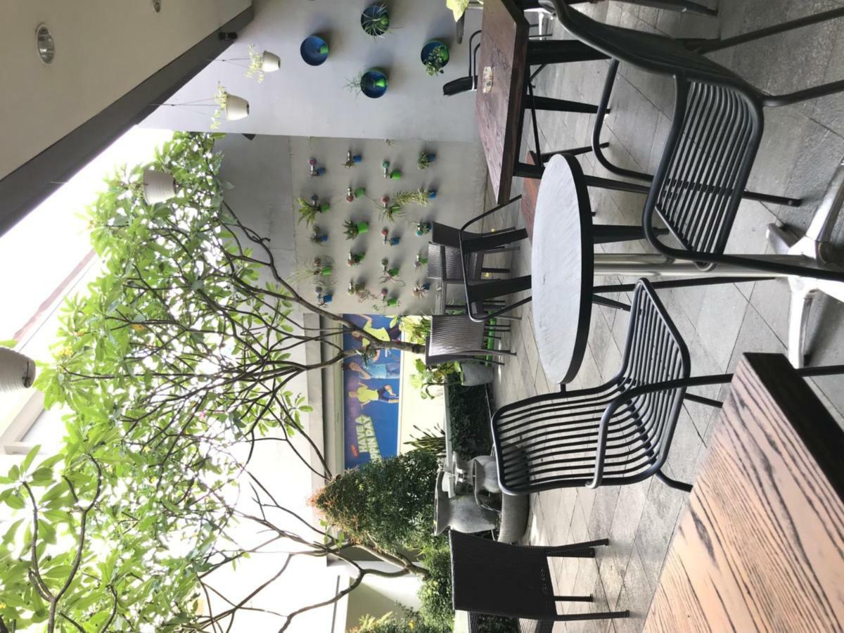 Pop! Hotel Sangaji Джокьякарта Экстерьер фото